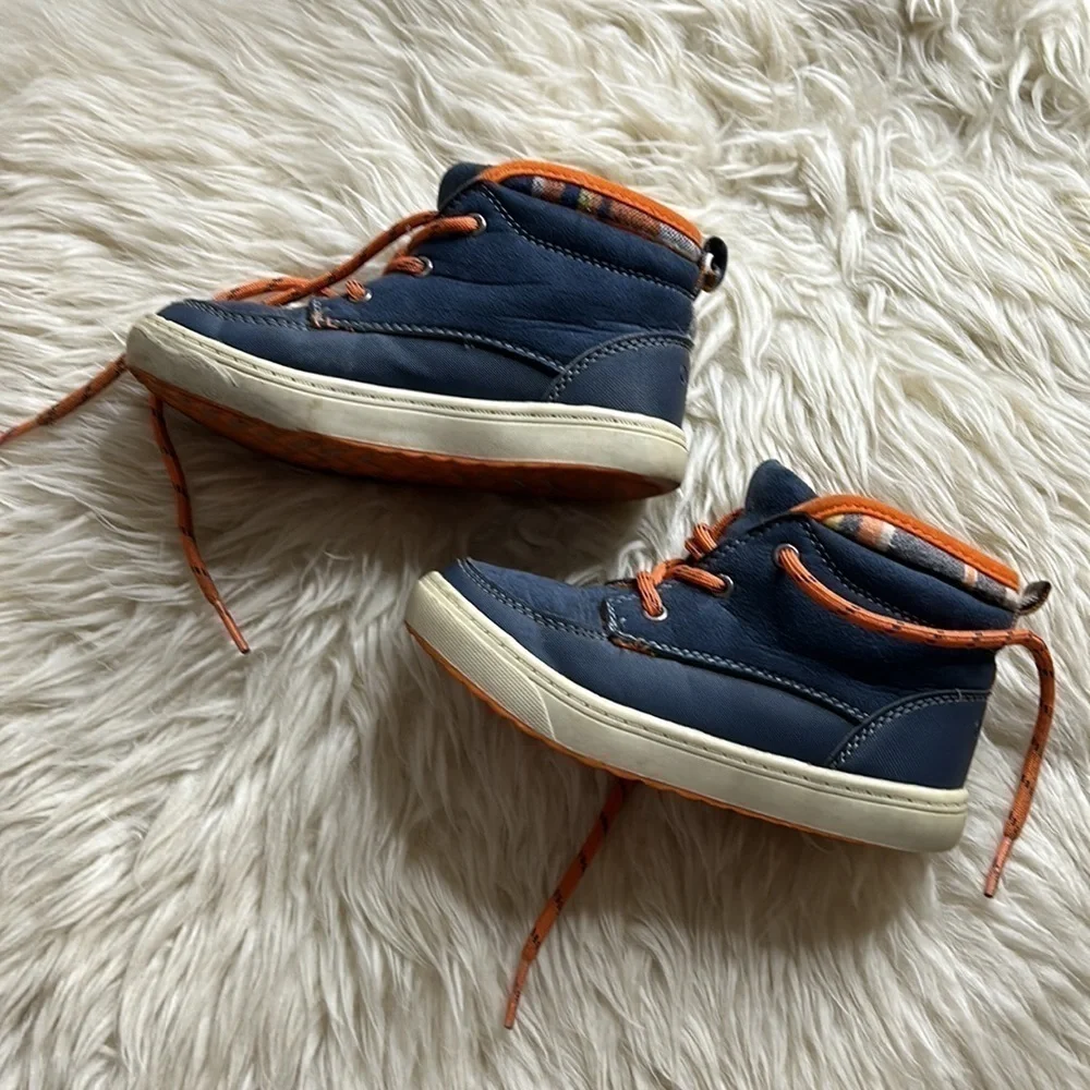 OshKosh B’Gosh high top sneaker boys size 10 navy blue orange